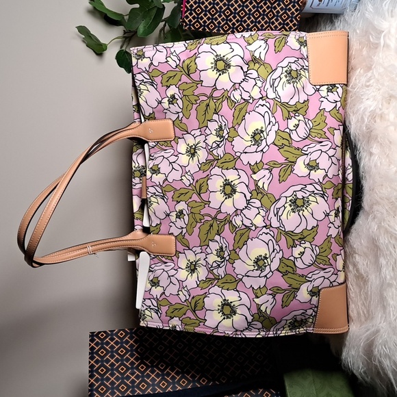 Tory Burch NWTs  Ella Printed Tote - Picture 2 of 15